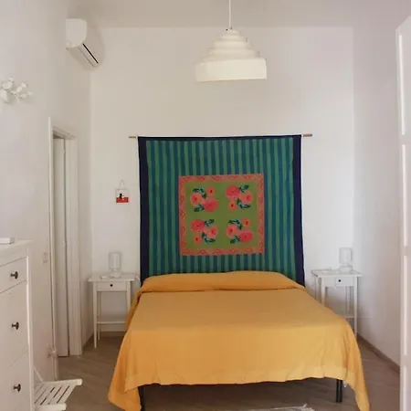 A Casa Di Nino, Prázdninový dům Stromboli